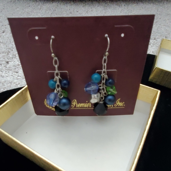 NWT PREMIER DESIGNS MIDNIGHT BLUE EARRINGS - Picture 2 of 3